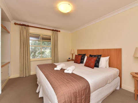 Villa Executive 2br Shiraz Resort Condo Located Within Cypress Lakes Resort (nothing Is More Central) - Newcastle Accommodation 2