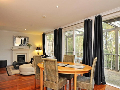 Villa Executive 2br Valley Views Resort Condo Located Within Cypress Lakes Resort (nothing Is More Central) - Newcastle Accommodation 1