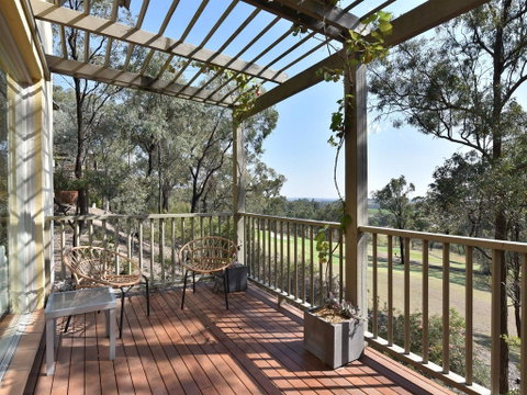 Villa Executive 2br Viti Resort Condo Located Within Cypress Lakes Resort (nothing Is More Central) - Newcastle Accommodation 1