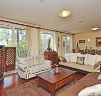 Villa Joie De Vie located within Cypress Lakes - Newcastle Accommodation
