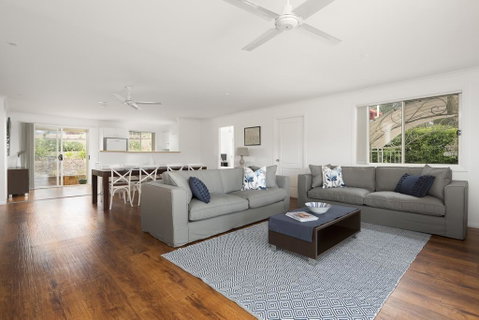 Villa Siena - Newcastle Accommodation 2