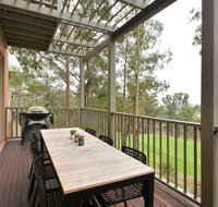 Villas Diciotto sleeps 18 Resort Condos located within Cypress Lakes Resort nothing is more central - Newcastle Accommodation