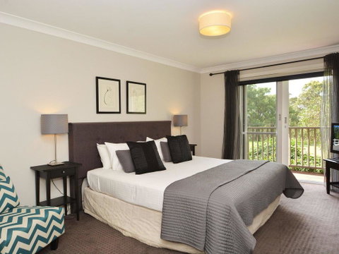 Villas Dodici (Sleeps 12) Resort Condos Located Within Cypress Lakes Resort (nothing Is More Central) - Newcastle Accommodation 0