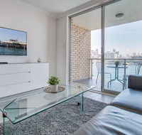 Wake up to Sydney Harbour - Newcastle Accommodation
