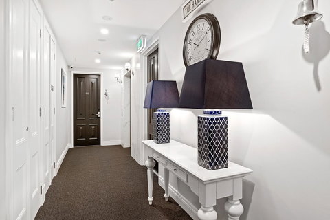 The Hamptons Apartments - Port Melbourne - Newcastle Accommodation 19