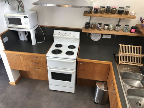 The PC Cottage - Newcastle Accommodation 18