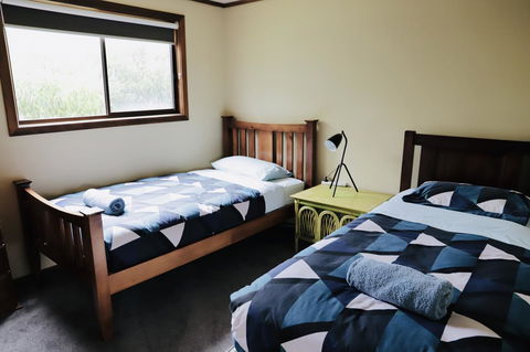 Red Ceder Cottage - Great Ocean Road - Port Campbell - Newcastle Accommodation 10