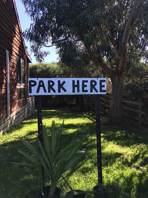 Red Ceder Cottage - Great Ocean Road - Port Campbell - Newcastle Accommodation 22