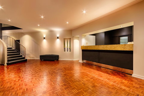 Crest On Barkly Serviced Apartments - Newcastle Accommodation 12