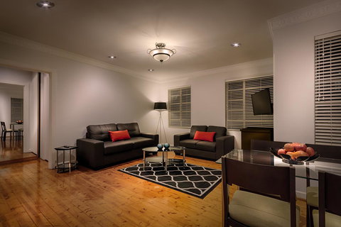 Crest On Barkly Serviced Apartments - Newcastle Accommodation 0