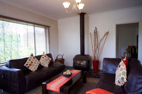 Healesville Apartments - New Castle Tourism 6