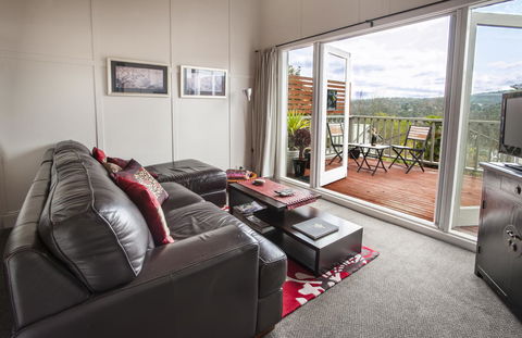 Healesville Apartments - New Castle Tourism 1