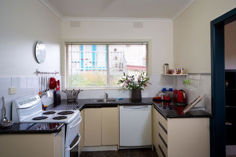 Healesville Apartments - New Castle Tourism 5