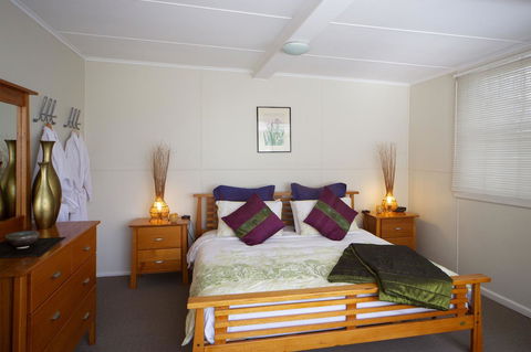 Healesville Apartments - New Castle Tourism 20