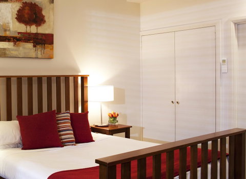 Ansonia On Lydiard - Newcastle Accommodation 21