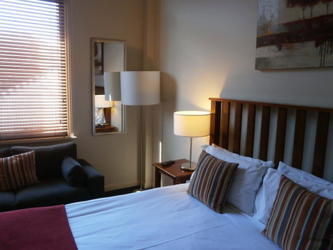 Ansonia On Lydiard - Newcastle Accommodation 44