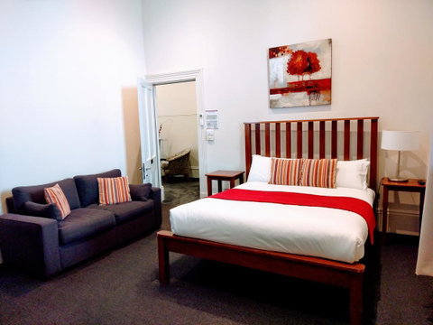 Ansonia On Lydiard - Newcastle Accommodation 32