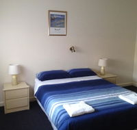 Rosebud Beach Unit 200 mt to Beach. Late checkout - Newcastle Accommodation