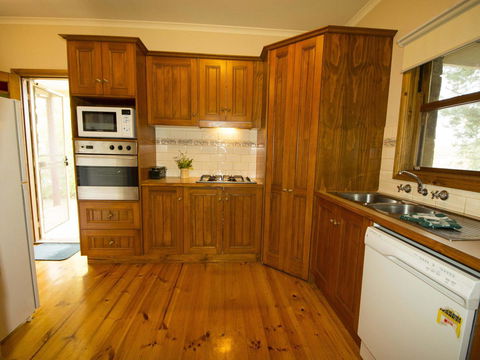 Angel's Rest - Newcastle Accommodation 7