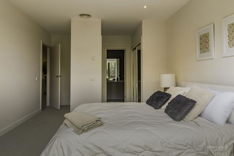 1 Pebble Place - Newcastle Accommodation 10