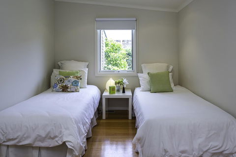 Heather's Hideaway Sorrento - New Castle Tourism 10