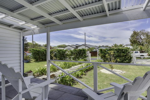 Heather's Hideaway Sorrento - New Castle Tourism 5