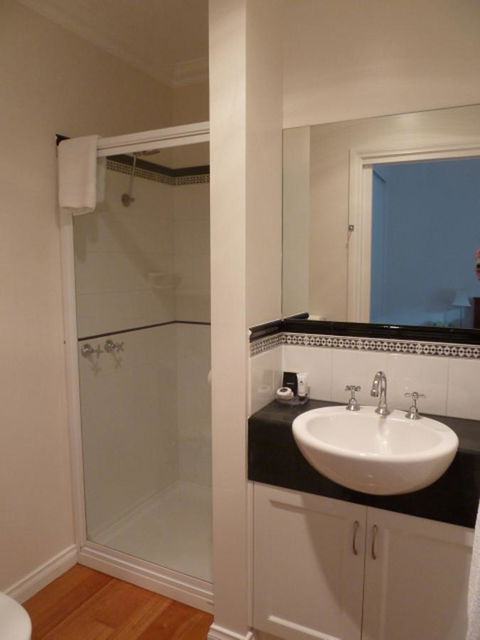 Beechwood Apartment - New Castle Tourism 8
