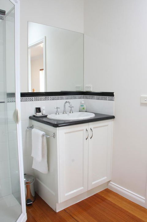 Beechwood Apartment - New Castle Tourism 7