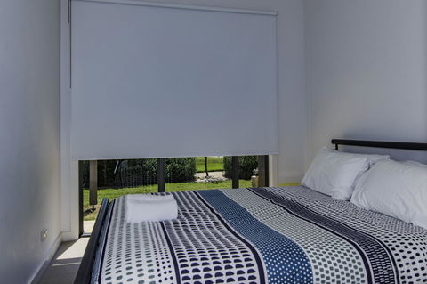 Torquay Golf Retreats - Pool, Beach, Tennis, Golf - New Castle Tourism 9