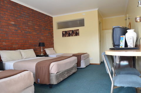 City Heart Motel Warrnambool - New Castle Tourism 37