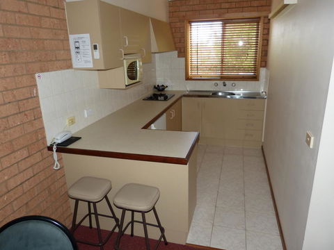 Blue Whale Motor Inn & Apartments - New Castle Tourism 25