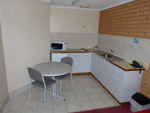 Blue Whale Motor Inn & Apartments - New Castle Tourism 27