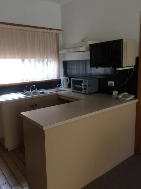 Ambassador Motor Inn - Newcastle Accommodation 26