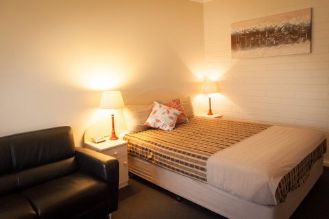 Ambassador Motor Inn - Newcastle Accommodation 33