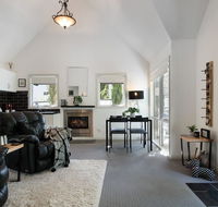 Cottage  4A - Newcastle Accommodation