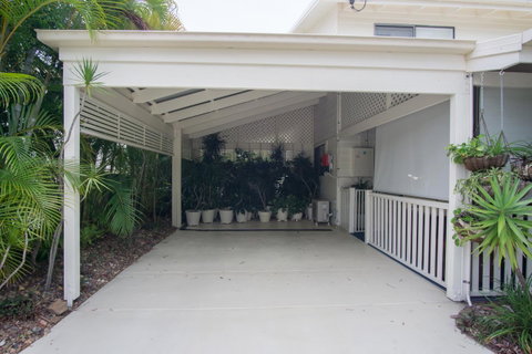 Debbie\'s Place - Newcastle Accommodation 24