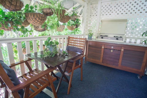 Debbie\'s Place - Newcastle Accommodation 32
