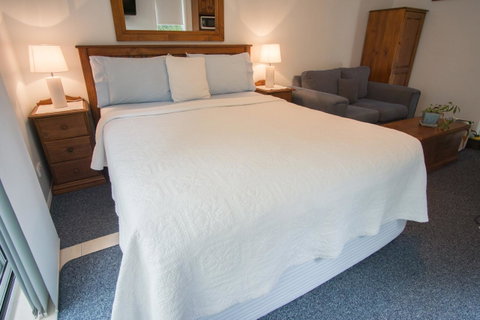 Debbie\'s Place - Newcastle Accommodation 12