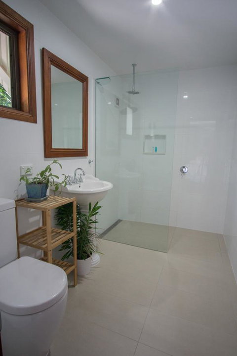 Debbie\'s Place - Newcastle Accommodation 5
