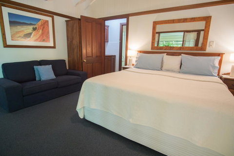 Debbie\'s Place - Newcastle Accommodation 37