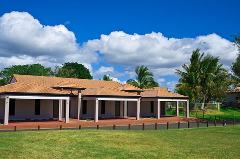 Coral Cove Resort - New Castle Tourism 13