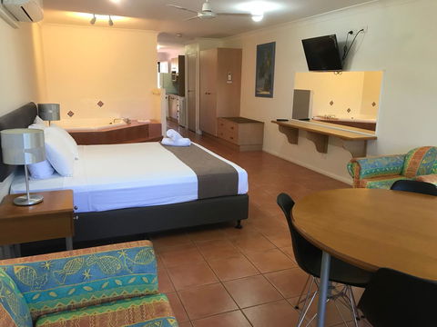 Coral Cove Resort - New Castle Tourism 8