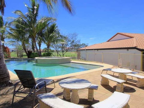 Coral Cove Resort - New Castle Tourism 11