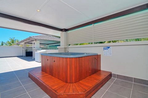 Luxury Apartments At Temple Resort And Spa Port Douglas - Newcastle Accommodation 31