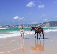 Salty Vibes Retreat - New Castle Tourism