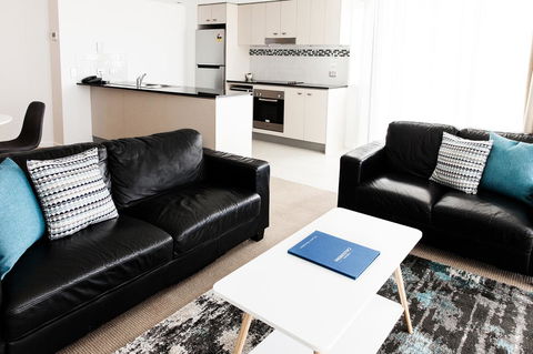 Ocean Views Resort Caloundra - New Castle Tourism 39
