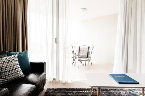 Ocean Views Resort Caloundra - New Castle Tourism 43