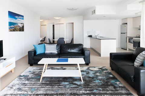 Ocean Views Resort Caloundra - New Castle Tourism 38
