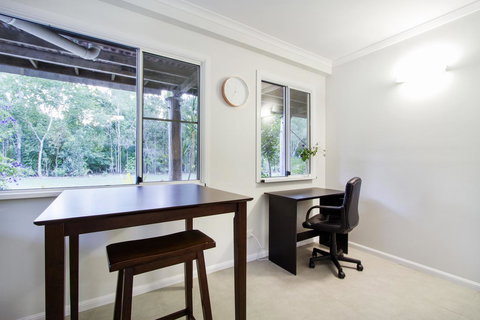 Airlie Beach Eco Cabins - Adults Only - Newcastle Accommodation 42