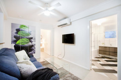 Airlie Beach Eco Cabins - Adults Only - Newcastle Accommodation 41